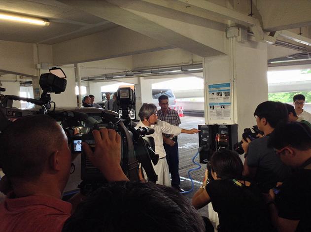 政府停車場增100個中速充電器 推動電動車發展