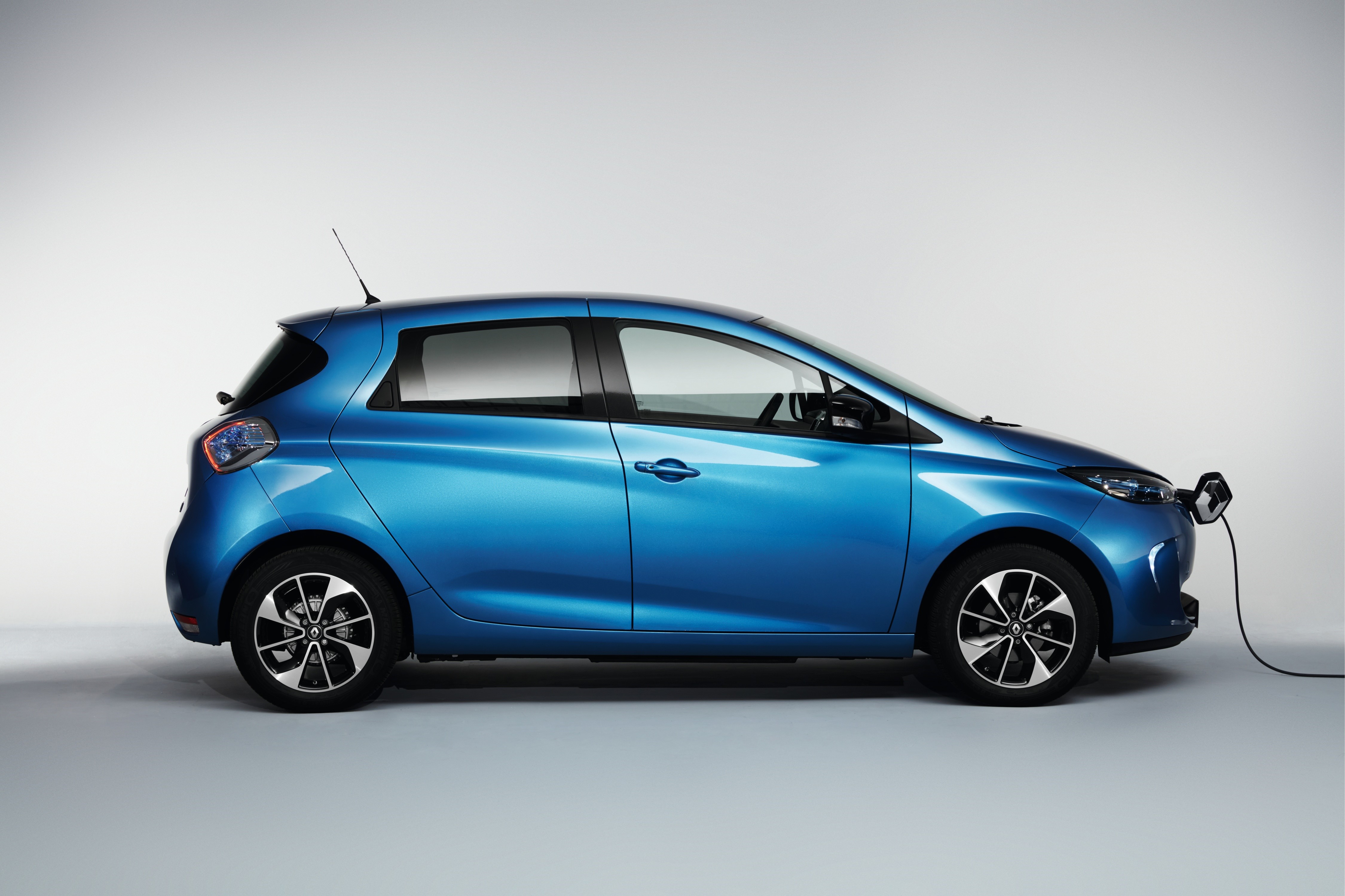 電動私家車預訂優惠 | 全新雷諾 ZOE Z.E. 40 400km (NEDC) | 雷諾香港