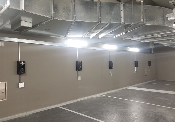 西九龍文化區易充站（香港）公眾中速充電站落成及啟用